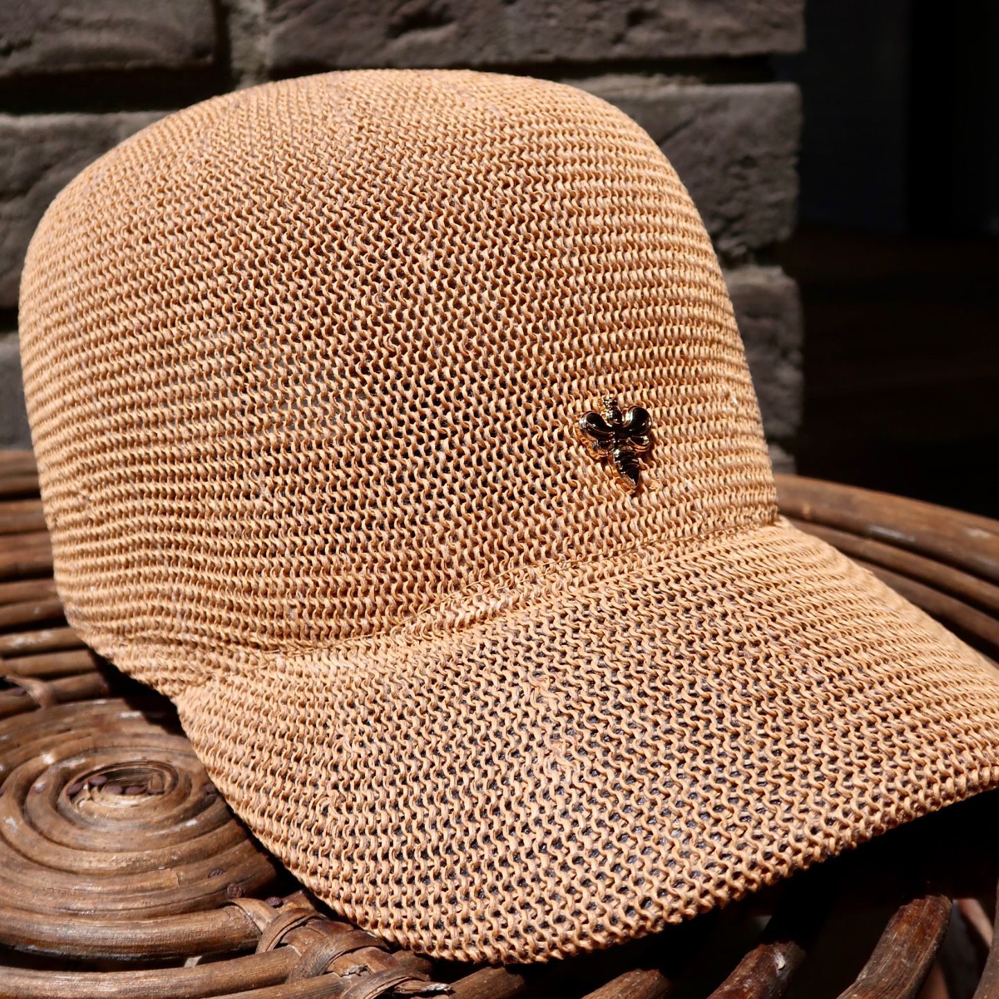 ‏ Coffee cap hat gold